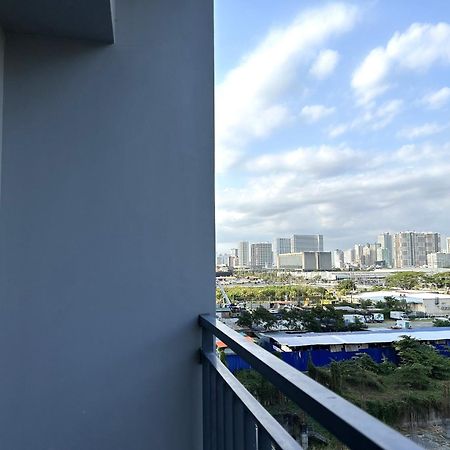 Shore Residences Moa Dynastel Staycation Pasay Zewnętrze zdjęcie